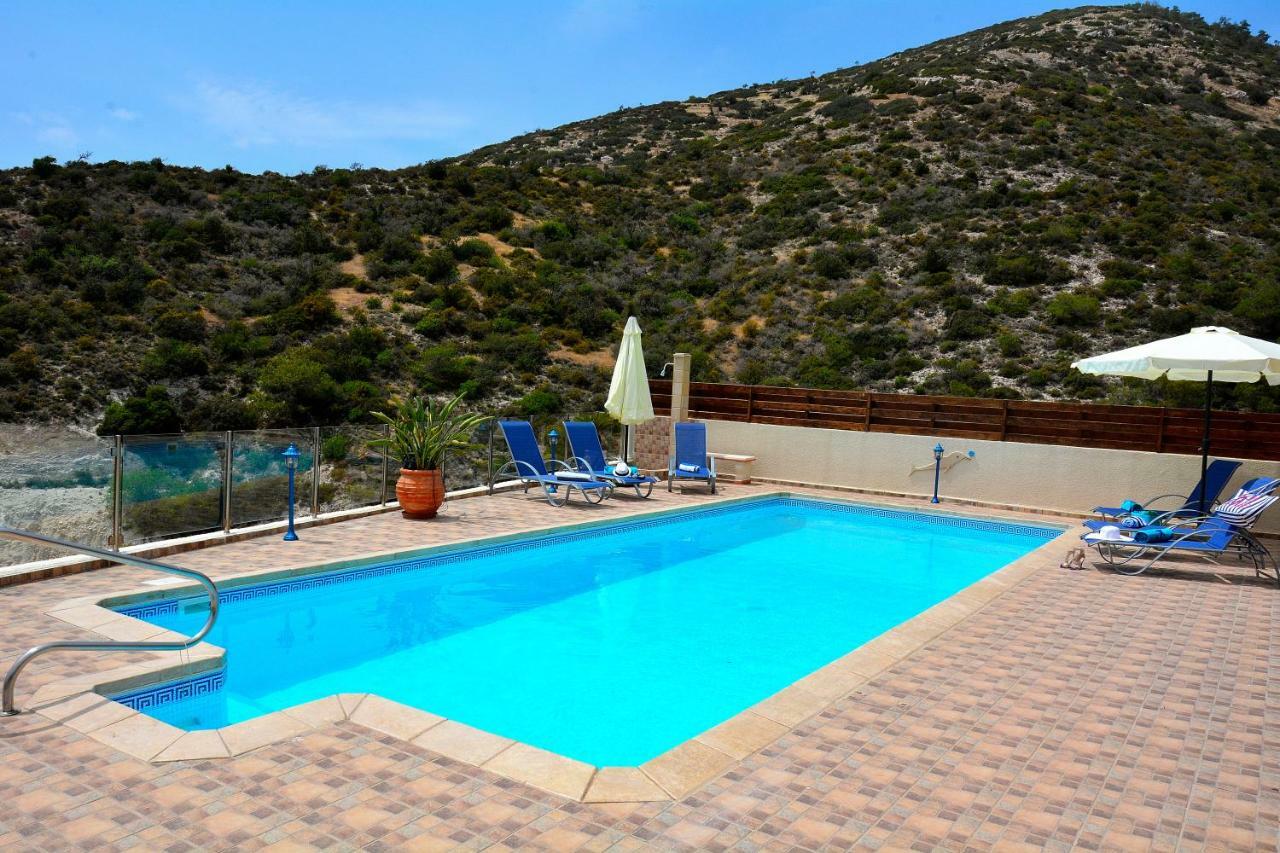 Villa Ocean Breeze Peyia Esterno foto