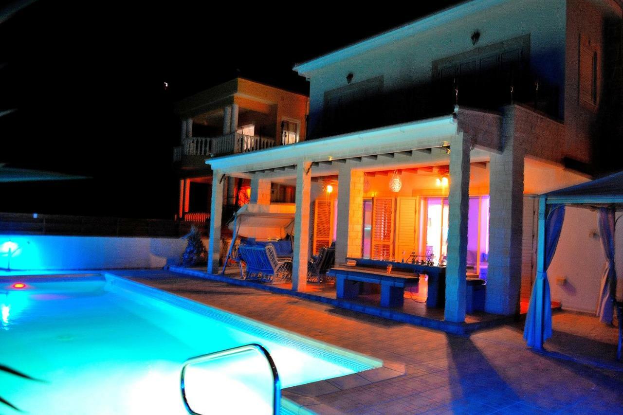 Villa Ocean Breeze Peyia Esterno foto