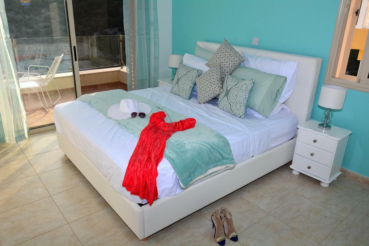 Villa Ocean Breeze Peyia Esterno foto